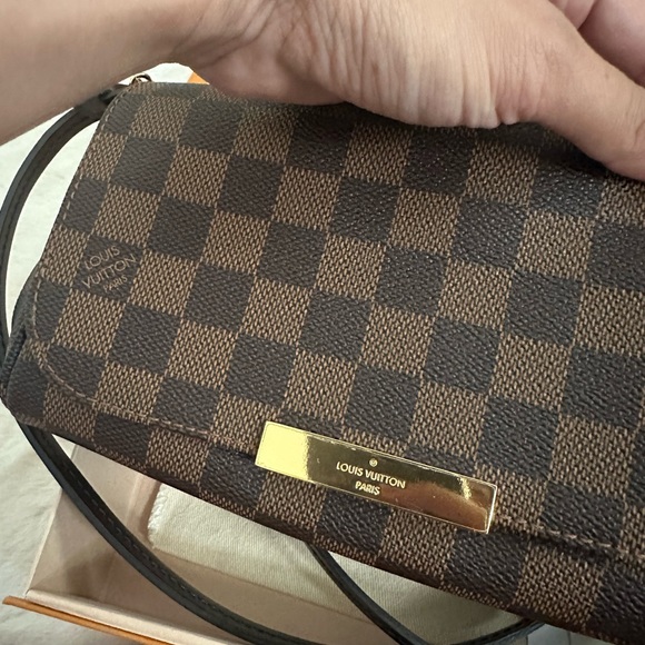 SOLD! LV Favorite PM (Like New) AUTHENTIC 100% - Picture 2 of 7